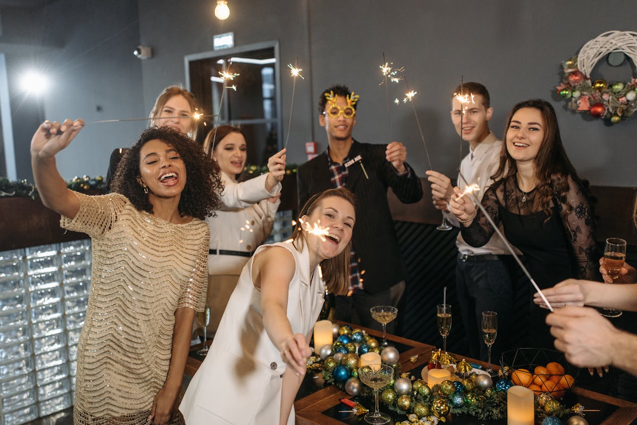 Celebrate in Style: The Benefits of Privately Hiring a Bar for Your Christmas Work Party